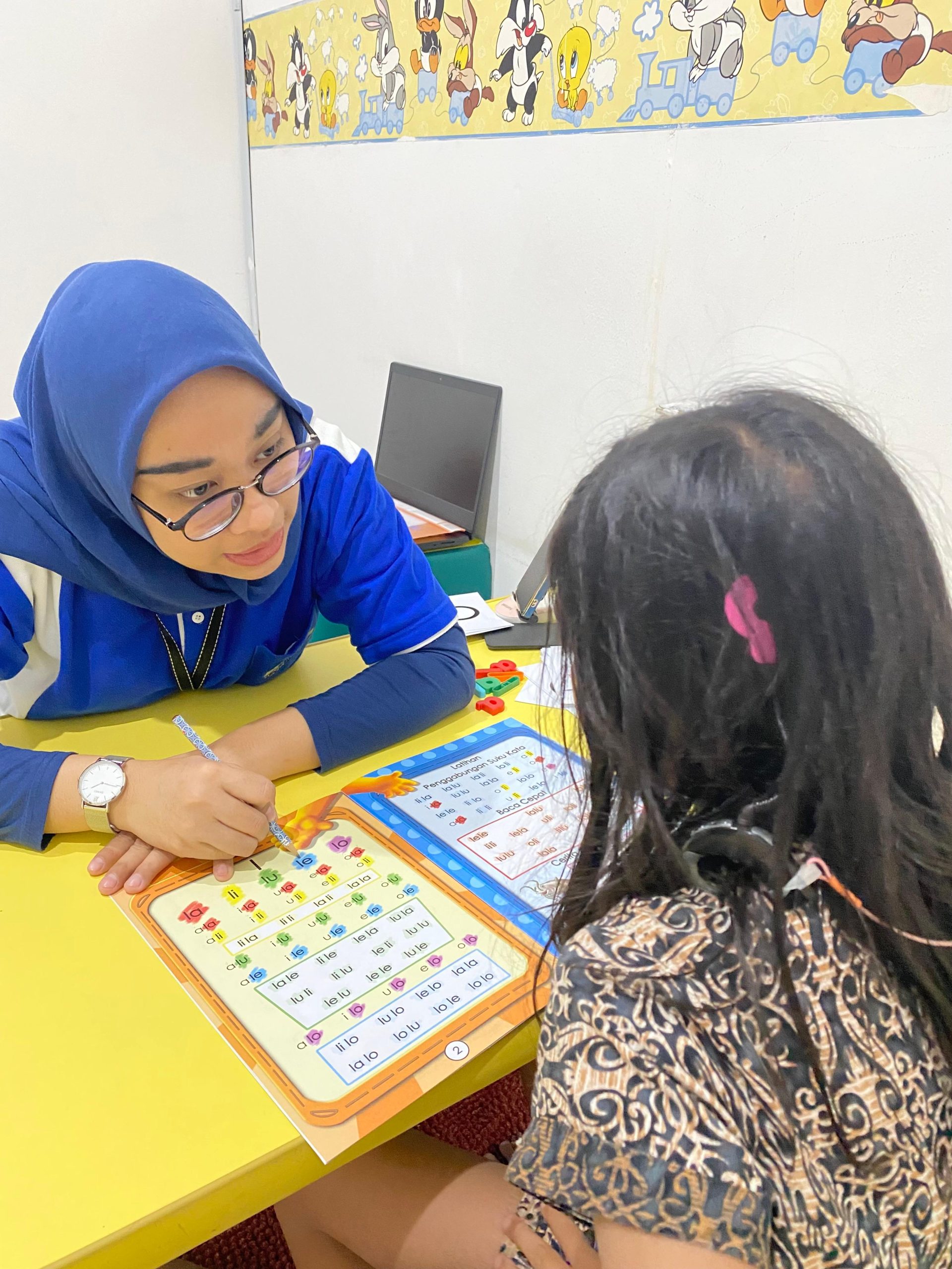 Terapi remedial baca tulis cihuuy plus